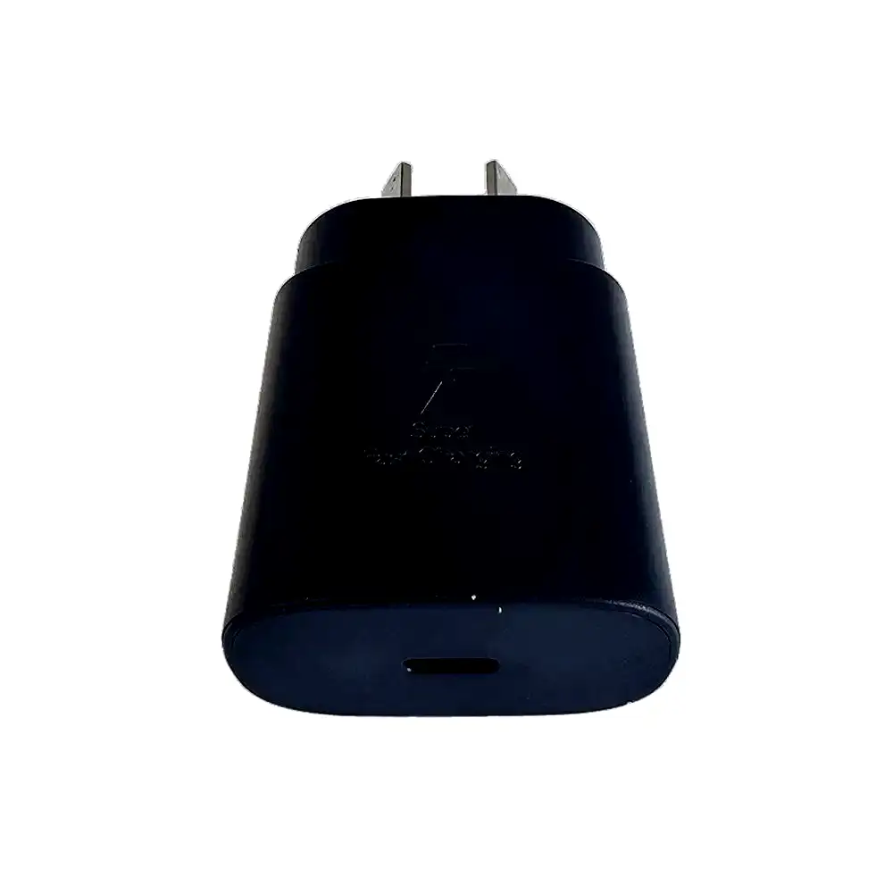 [KCR-646] Cargador usb tipo c carga rapida Kolke 25W negro sin cable 630436